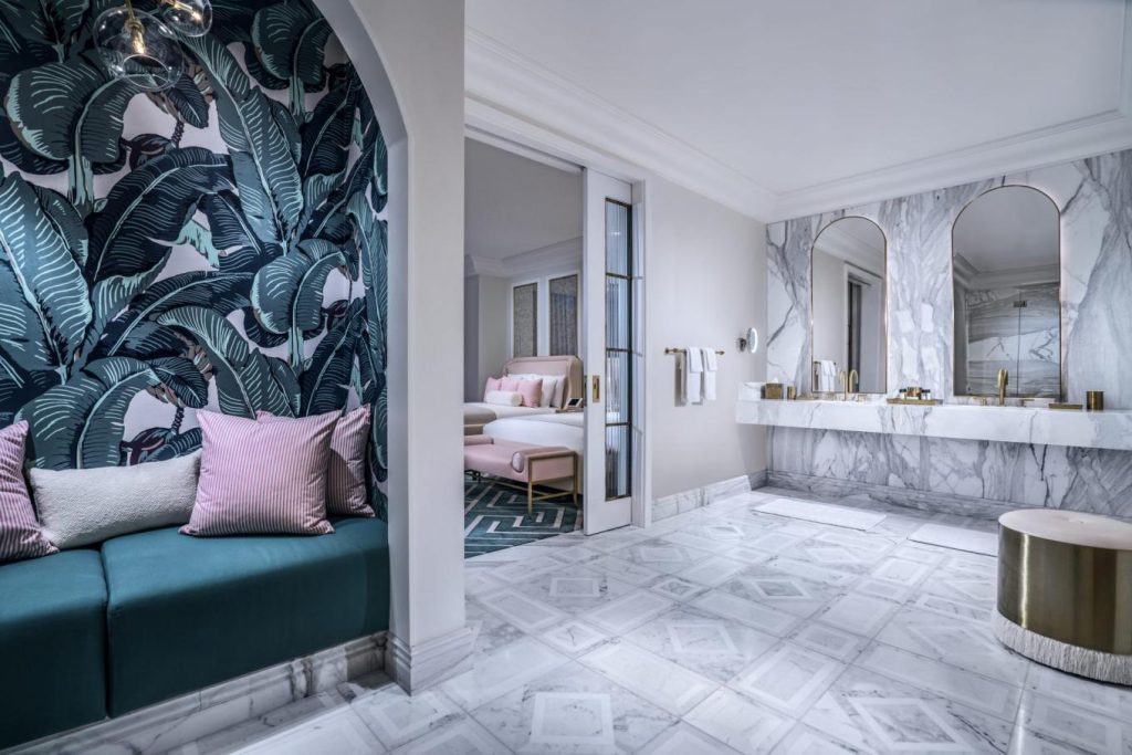 Blush Suite Batheroom copy